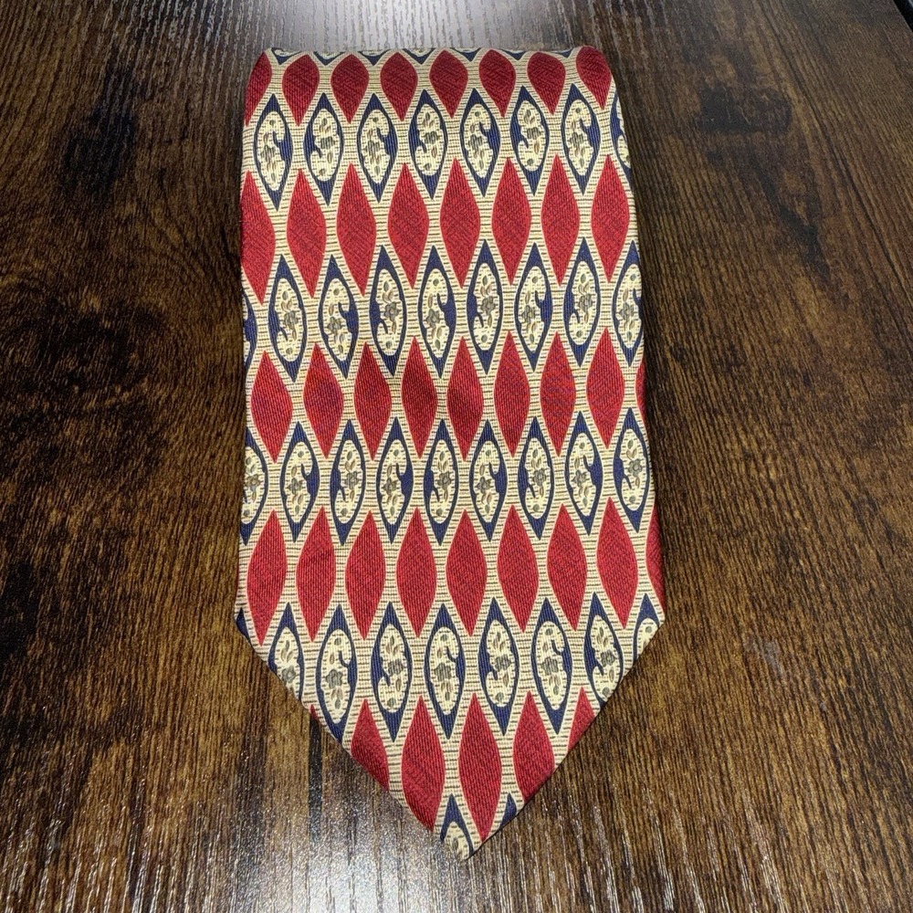 Vintage 1990s Neck Tie Roundtree & York Silk Hand made USA Wide Geometric